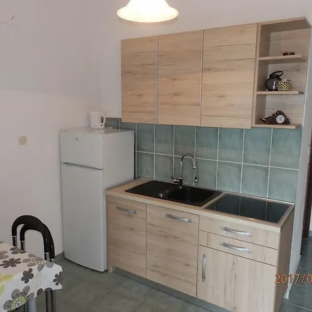 Lucie Apartment *