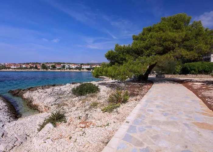 Lucie * Rogoznica (Sibenik-Knin)